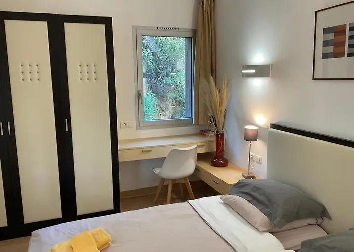 Cala Sultana -baie Santa Giulia - Rez Jardin 1ere Ligne Apartman *