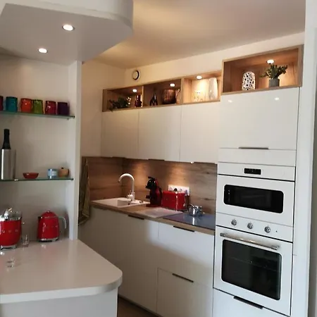Cala Sultana -baie Santa Giulia - Rez Jardin 1ere Ligne Apartment *