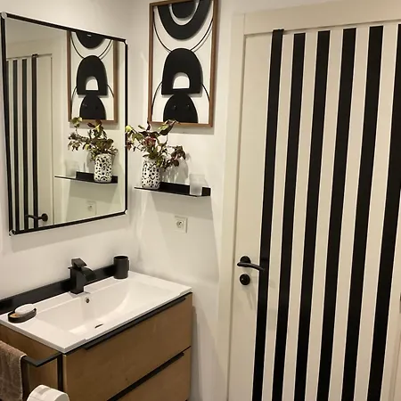 Cala Sultana -baie Santa Giulia - Rez Jardin 1ere Ligne Lägenhet *