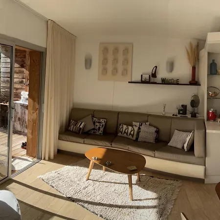 Cala Sultana -baie Santa Giulia - Rez Jardin 1ere Ligne Πόρτο Βέκιο