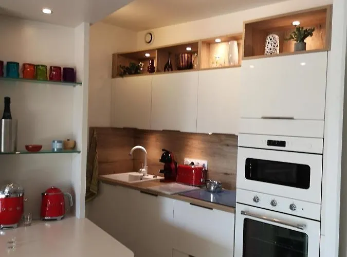 Cala Sultana -baie Santa Giulia - Rez Jardin 1ere Ligne Appartement *