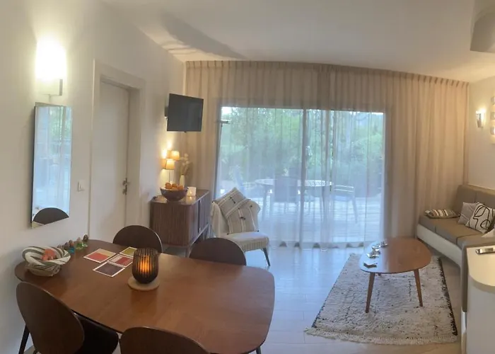 Appartamento Cala Sultana -baie Santa Giulia - Rez Jardin 1ere Ligne *