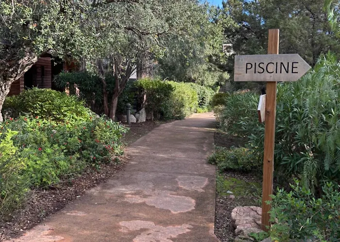 Cala Sultana -baie Santa Giulia - Rez Jardin 1ere Ligne Appartamento